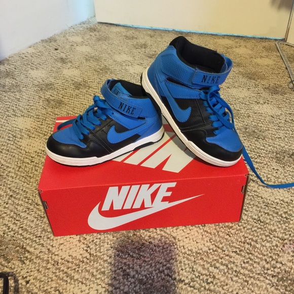 Youth boys Nike