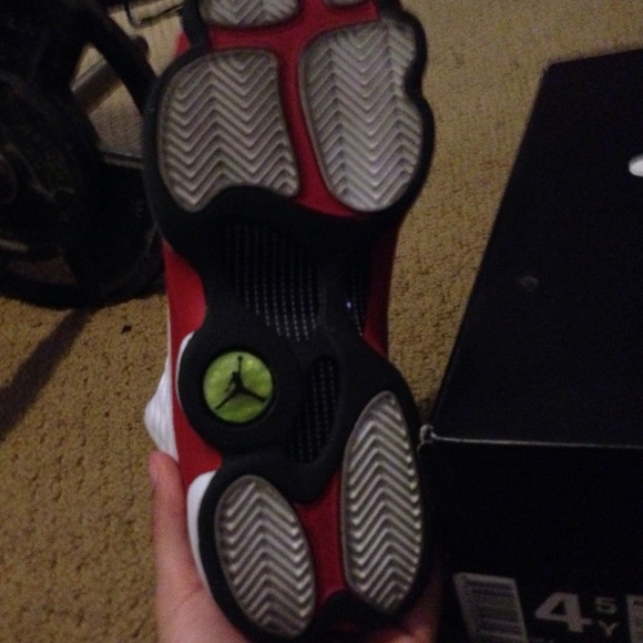 Jordan Grey Toe 13s - Picture 4 of 4