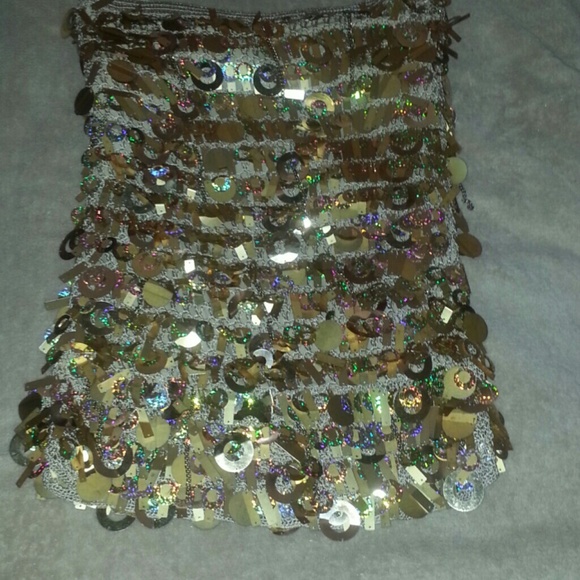 Party skirt gold a must have