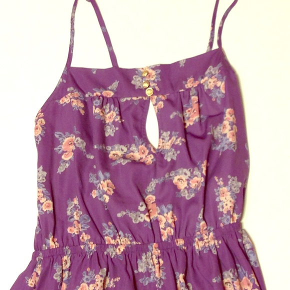 must have Dresses & Skirts - NWT floral dress