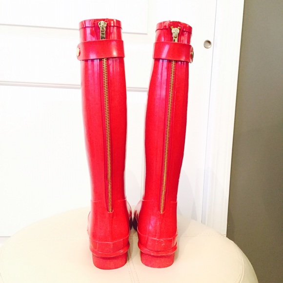 🚫Sold🚫 NWT Banana Republic rain boots - Picture 2 of 4