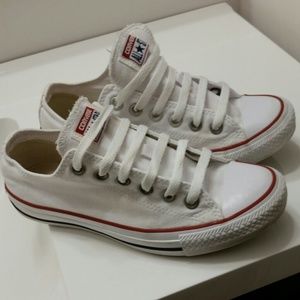 White all-star converse