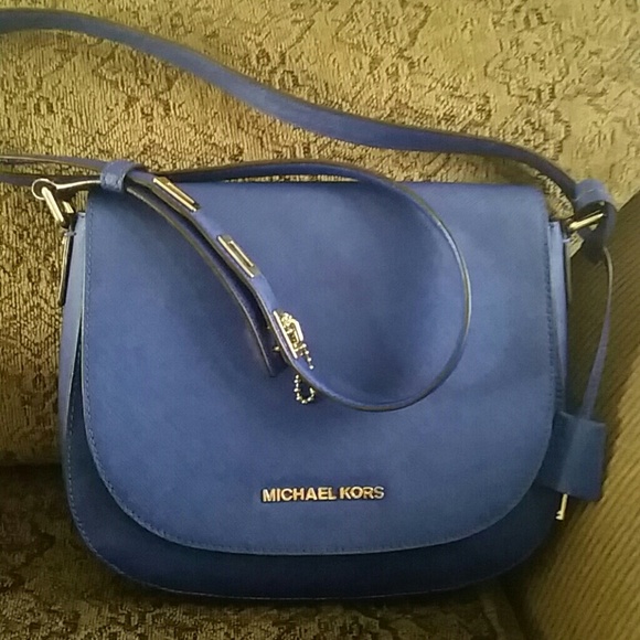 Micheal kors purse