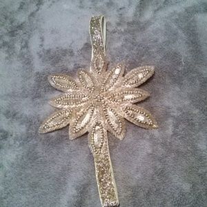 1 hr only!! Gold flower headband