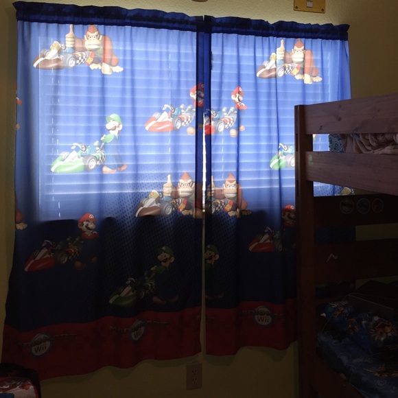 Set of Mario Kart Wii window panels