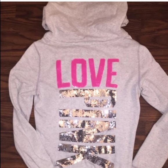 ISO I still need this!! Someone has to have it!!😢