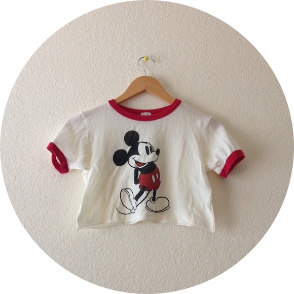 Brandy Melville Tops - 💿 Brandy Melville Crop Top