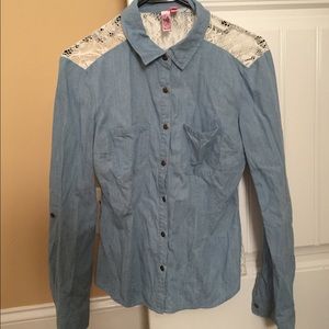 Lace chambray top