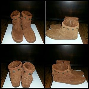 Minnetonka Double Fringe Side Zip Boot