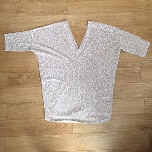 Leopard print top
