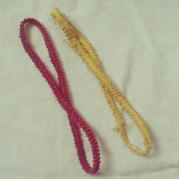 Sold❌Two sporty headbands