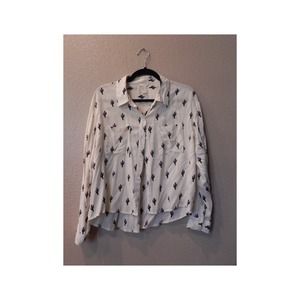Forever 21 High-Low Cream with Black Cactus Shirt