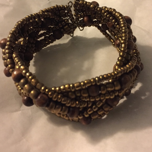 Beautiful bronzey/brown bracelet