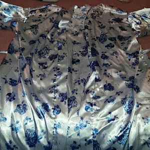 Robe & nightgown set