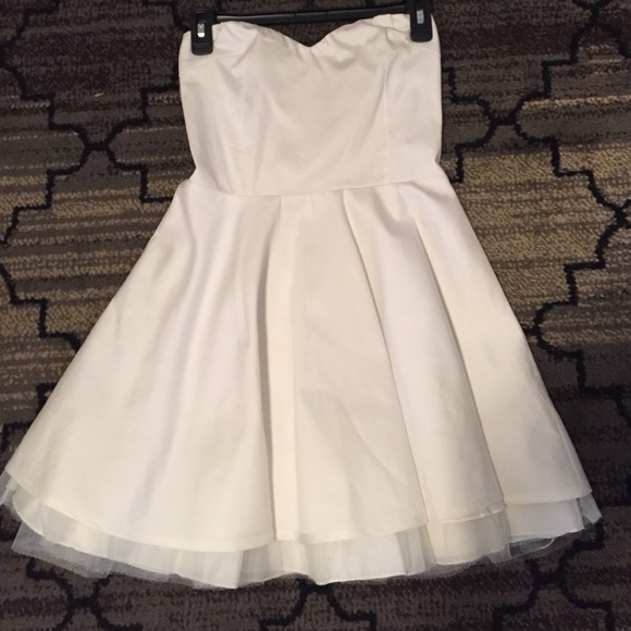 New white cocktail formal dress