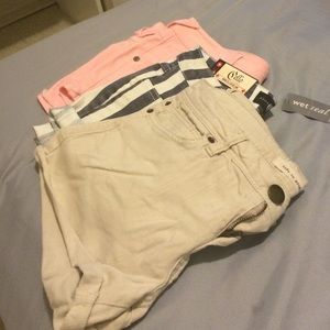 3 pairs of shorts