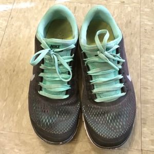 Sold- Nike run 3.0