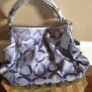 Authentic Coach bag Grey and purple!!👑