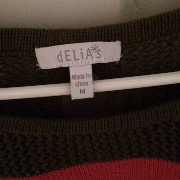 Delias knit top - Picture 3 of 4