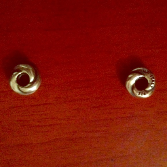 Charmed memories stoppers