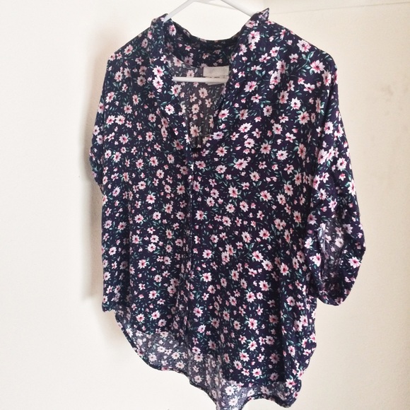 Urban Outfitters Tops - Urban Outfitters Floral Blouse Size Medium