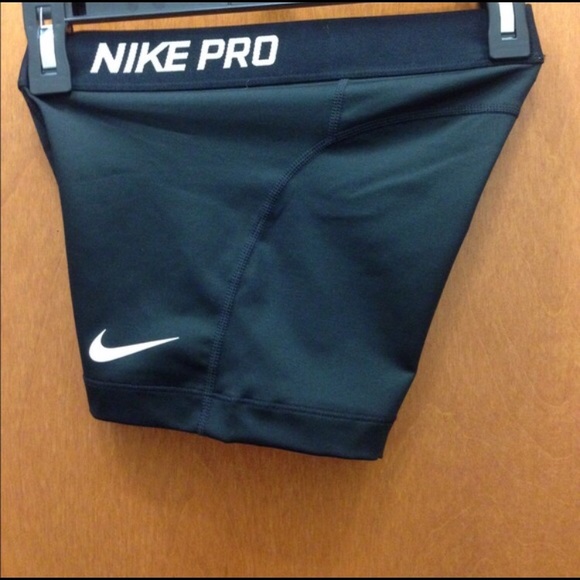 Nike Pants - Nike pro shorts