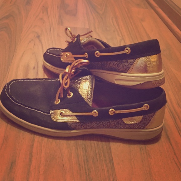 Like new sperrys!