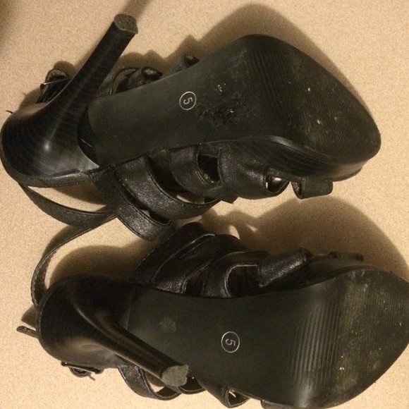 ♥️Heels - Picture 3 of 4