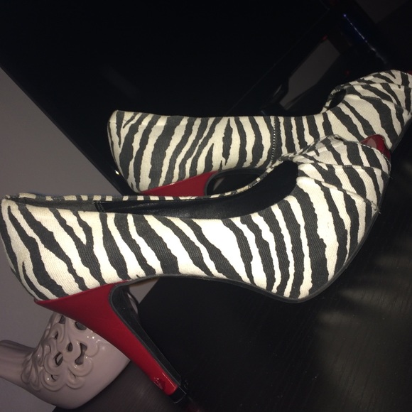 Candies zebra print heels