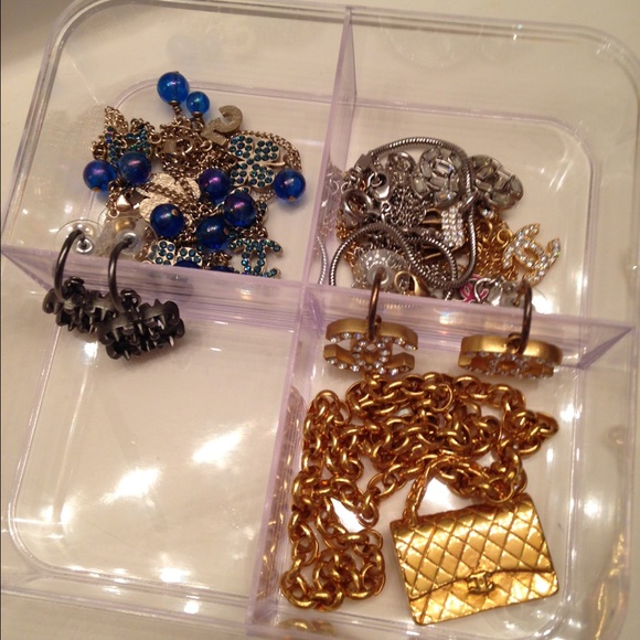 Chanel - Picture 4 of 4