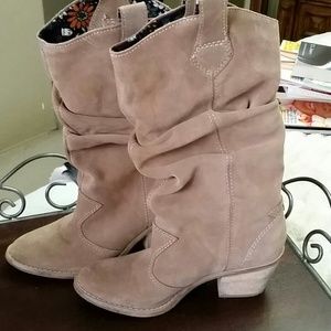 AMERICAN EAGLE OUTFITTERS Suade light brown boots