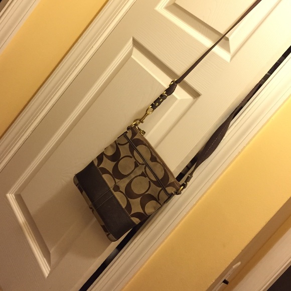 Used Authentic Brown Coach Crossbody