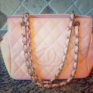 💕💎AUTHENTIC CHANEL Caviar Purse💕💋
