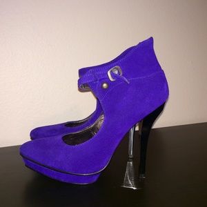 •••Purple Andrea Shoes