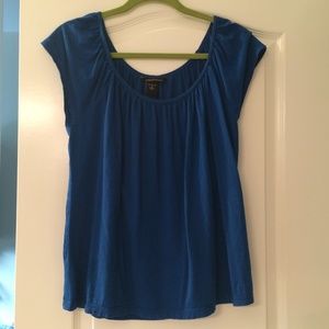 Cobalt blue top