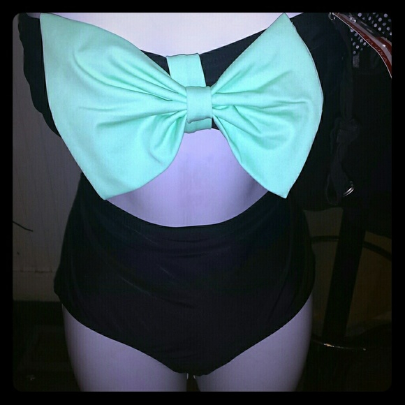 High waisted bathing suit !!