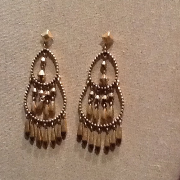 Chandelier earrings