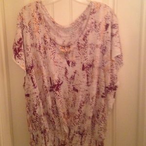 Elastic waist white gold and purple shirt
