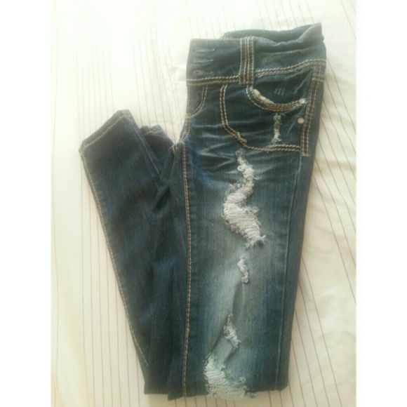 Almost famous skinny distressed jeans