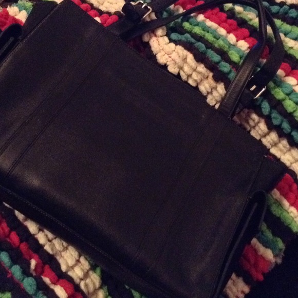 👧🏻 ‼️SALE‼️ Ann Taylor Tote Briefcase - Picture 3 of 4