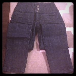 High waisted jeans new with out tags