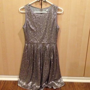❌❌❌❌SOLD❌❌❌❌Silver sequin dress