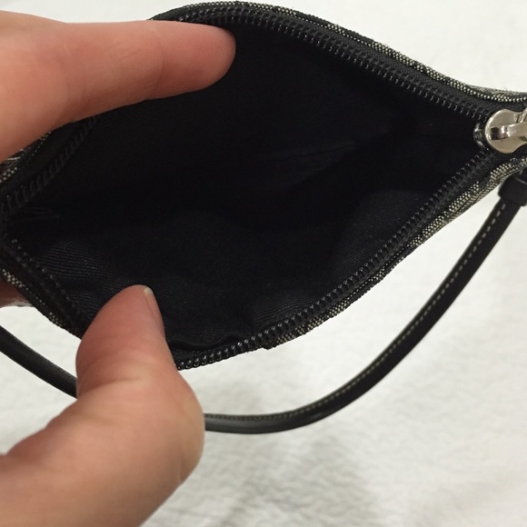 Coach grey and black wristlet. Excellent condition - Picture 3 of 3