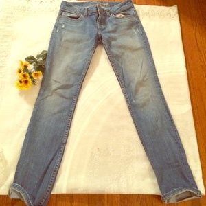 Light wash boyfriend jeans