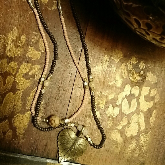 Necklace - Picture 1 of 2