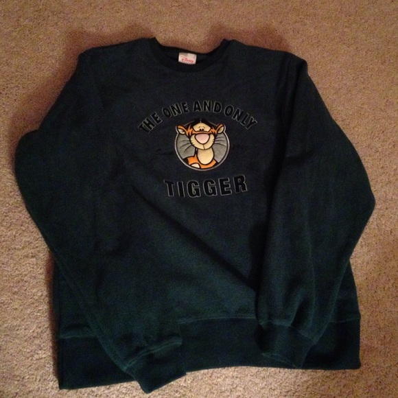 Hunter green fleece Tigger sweatshirt