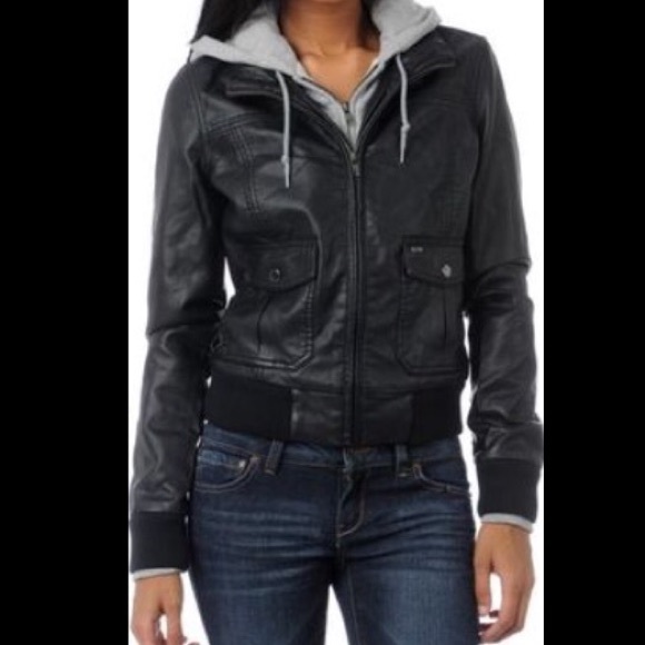 ✨SOLD✨ Jealous Lover Bomber , leather jacket (: