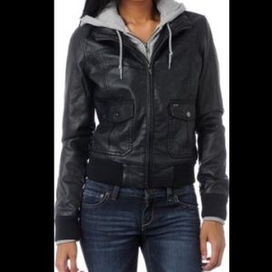 ✨SOLD✨ Jealous Lover Bomber , leather jacket (: