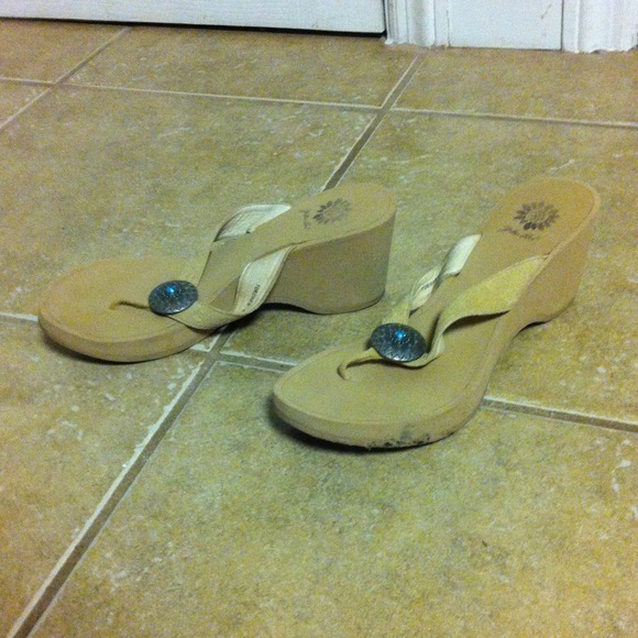 Wedge sandals - Picture 2 of 4