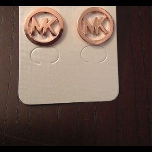 MK earing. Rose gold